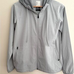 Vuori Women’s Gray Outdoor Trainer Shell lightweight Jacket, Small